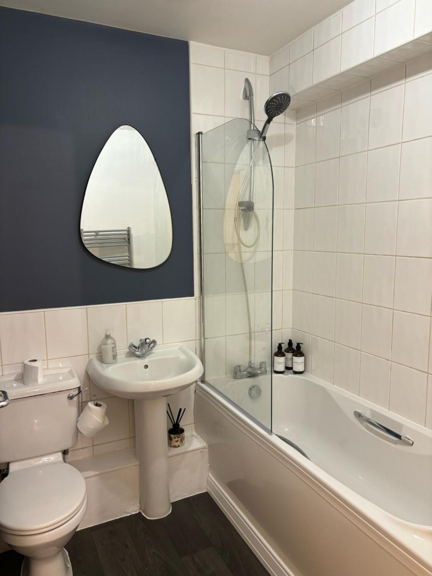 Modern 2 Bdr Flat In Nottingham City Centre With Free Parking Extérieur photo
