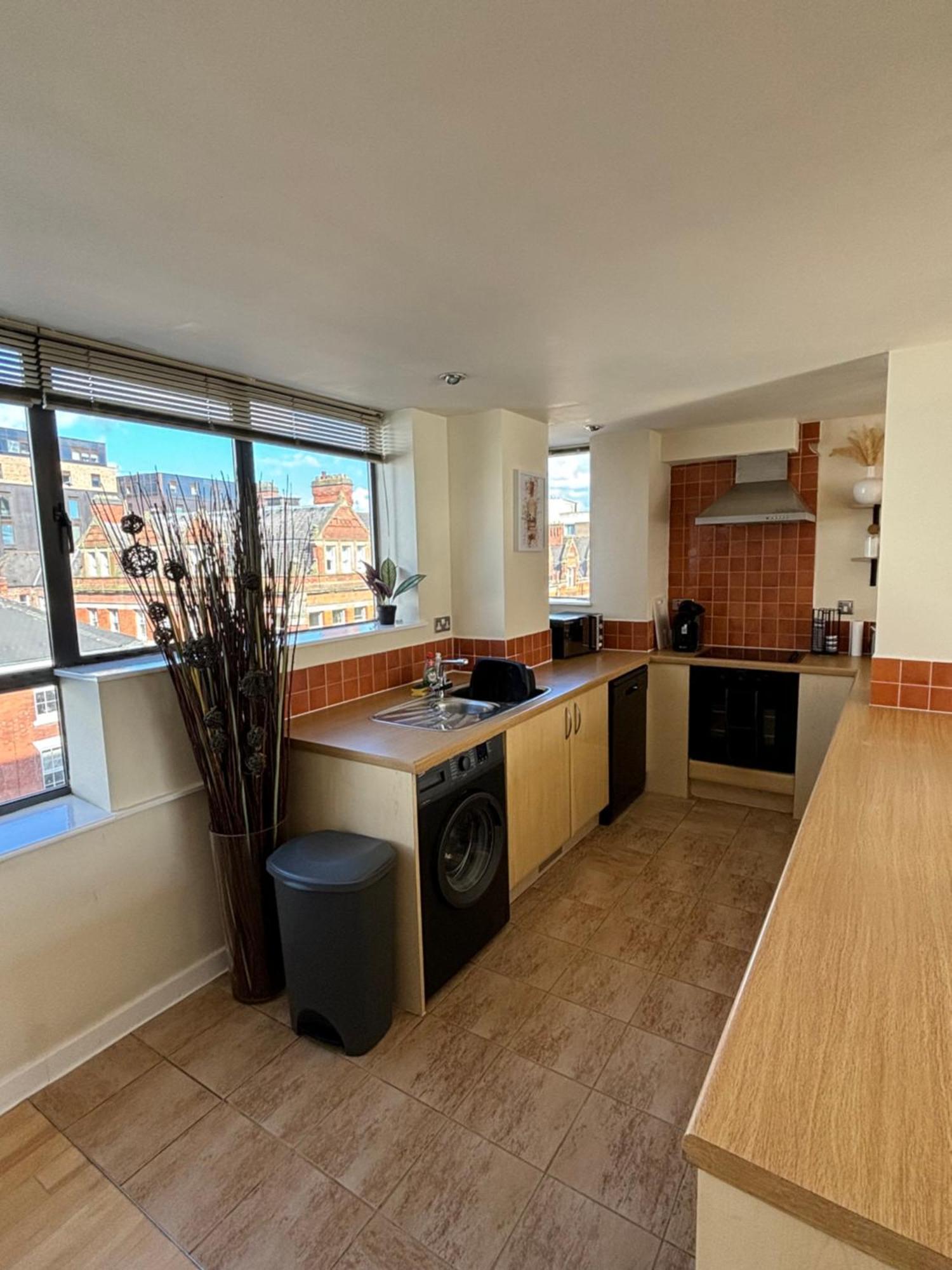 Modern 2 Bdr Flat In Nottingham City Centre With Free Parking Extérieur photo